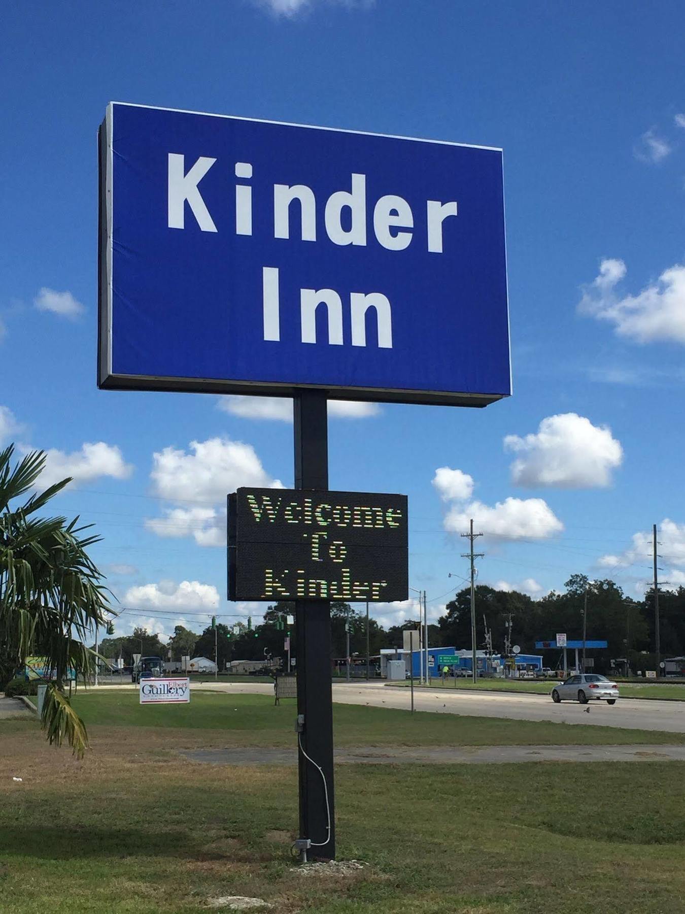 The Kinder Inn Exteriör bild